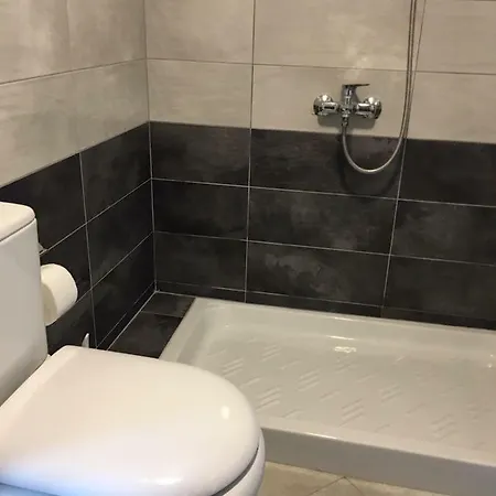 Valentina Bed & Breakfast Qeparo