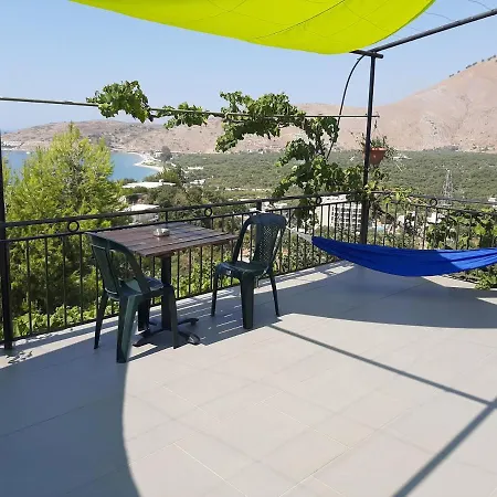 Bed & Breakfast Valentina Qeparo